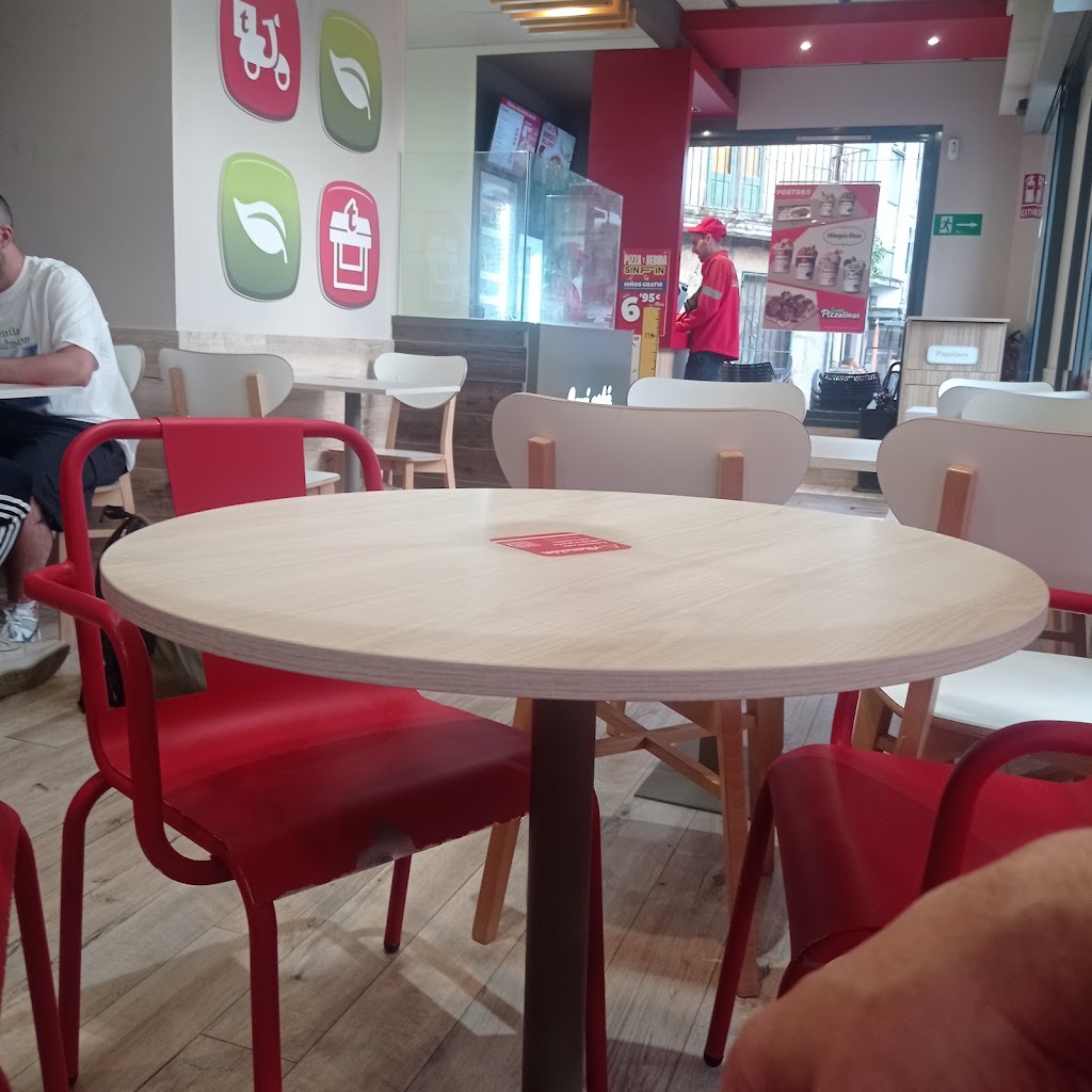 Telepizza Marin - Comida a domicilio — Ambiente