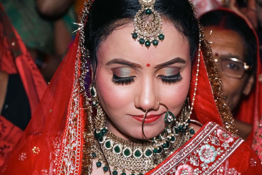 Mannat Makeover Salon Service At Home