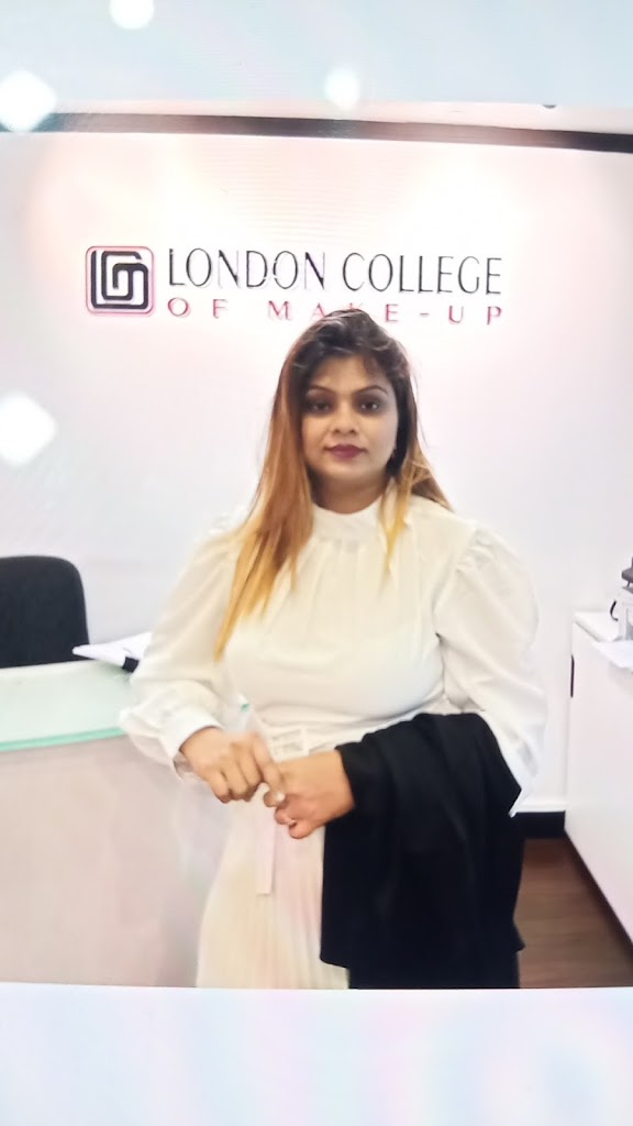 Amrapali Beauty Salon Make Up Studio Best Makeup Studio