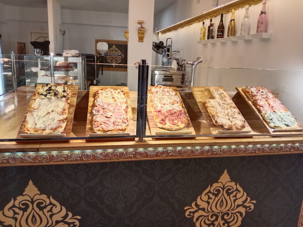 Pizzeria 011 Italia — Ambiente