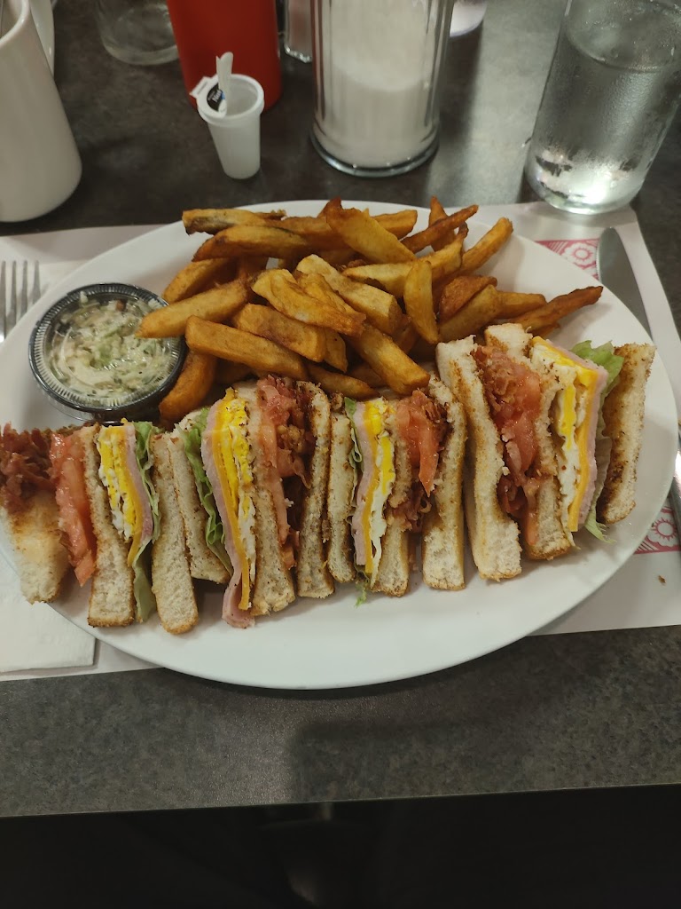 Petit Gouter Enr in Baie-Comeau