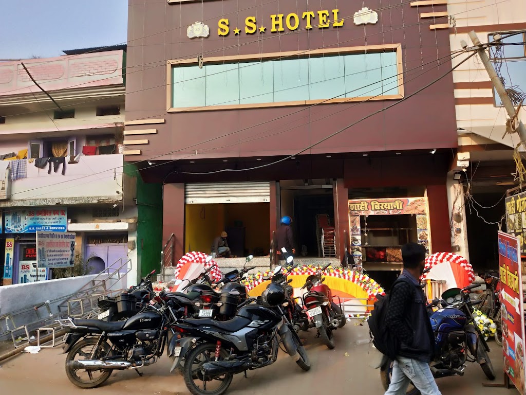 S S Hotel Banquet