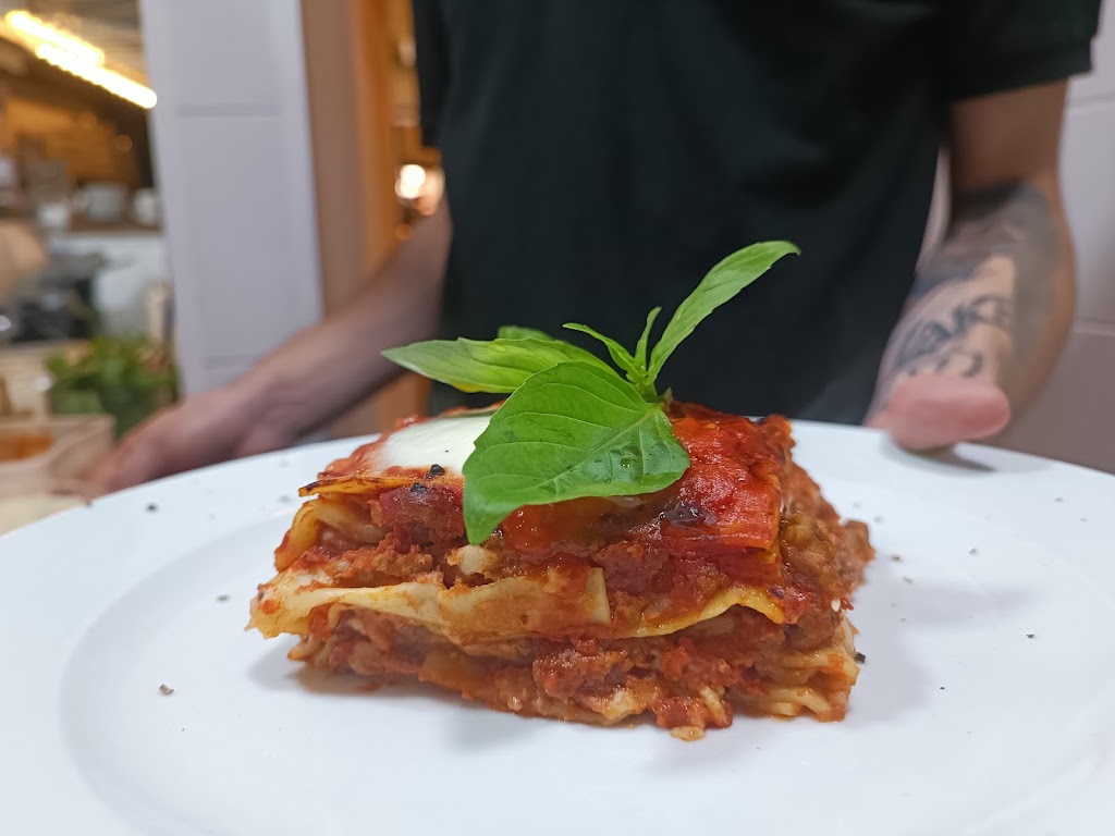 Restaurante Ambra — Comida y bebida