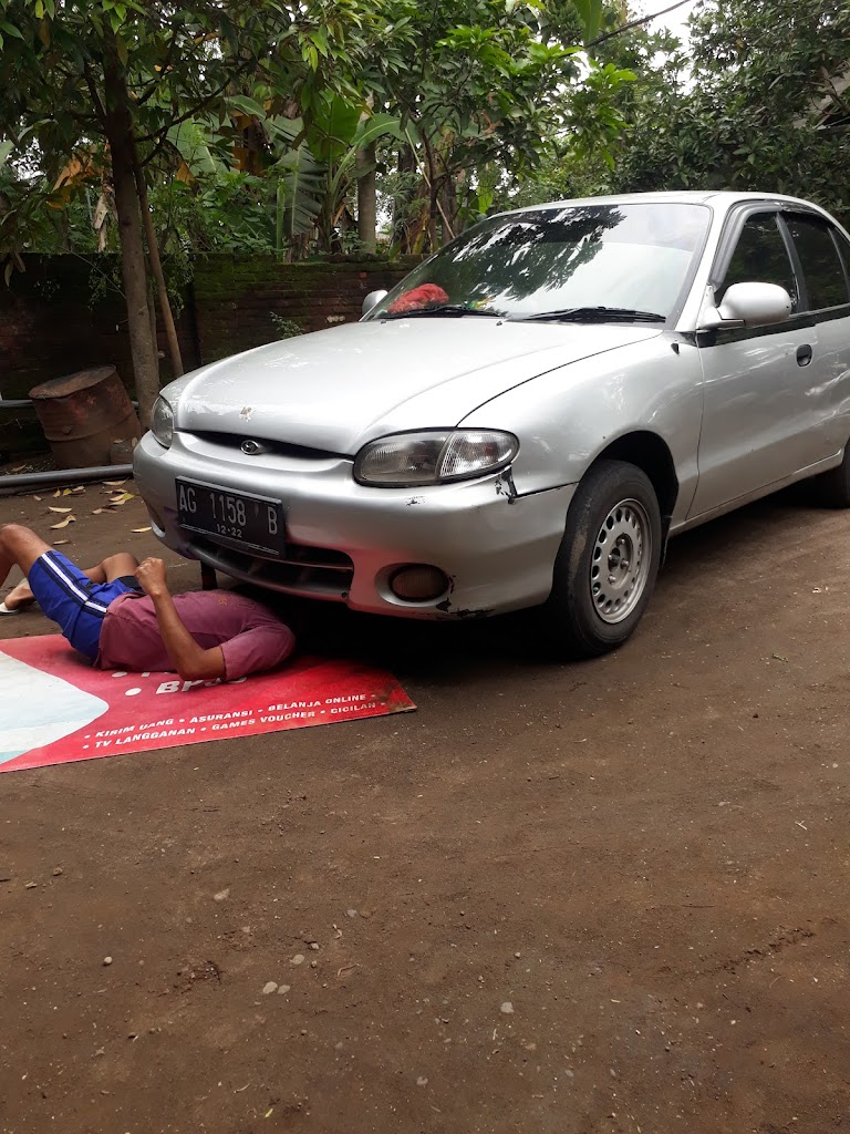 Bengkel Mobil Aris