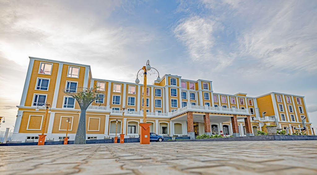 Hotel Srm Grandeurs