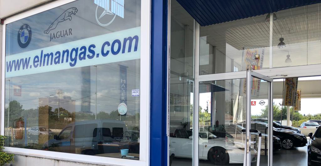 Automoviles El Mangas — Exterior