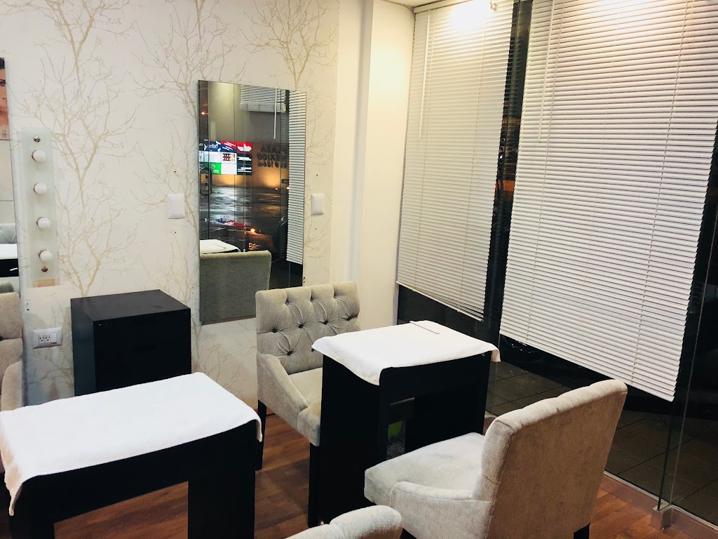 Alejandra Herrera Salon (Col Mexico)
