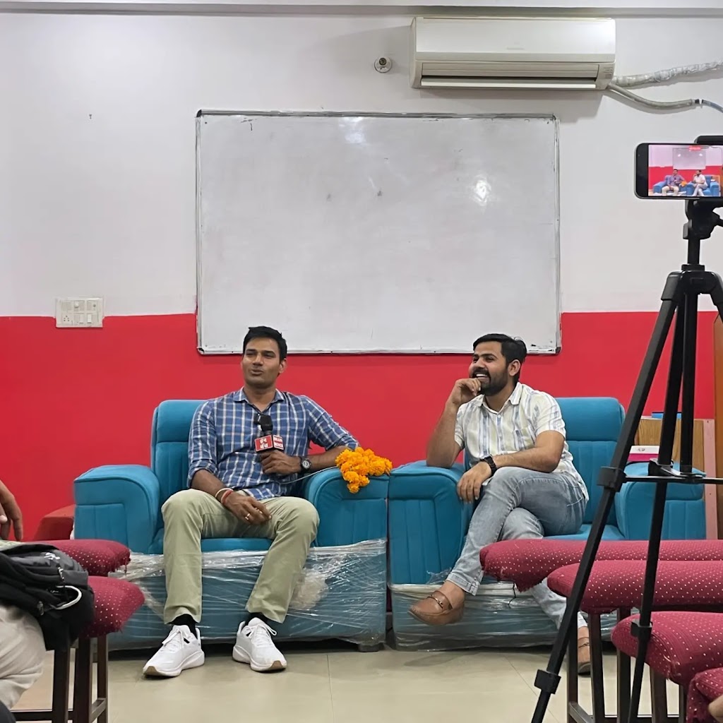 Brain Bench Spoken English & Personality development institute