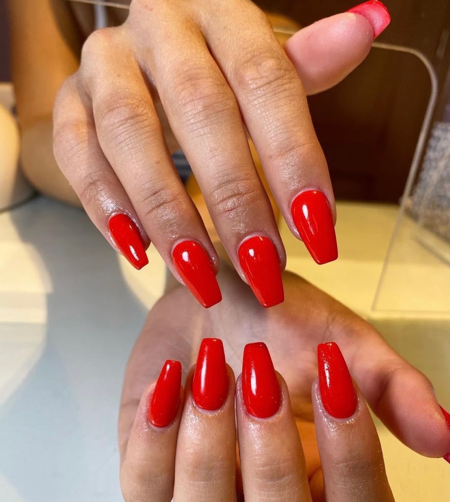 Mohlala Nails & Beauty NM