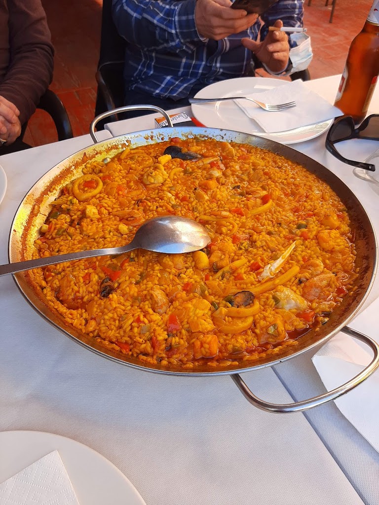 Bar Restaurante La Paloma - Alcorcon — Paella