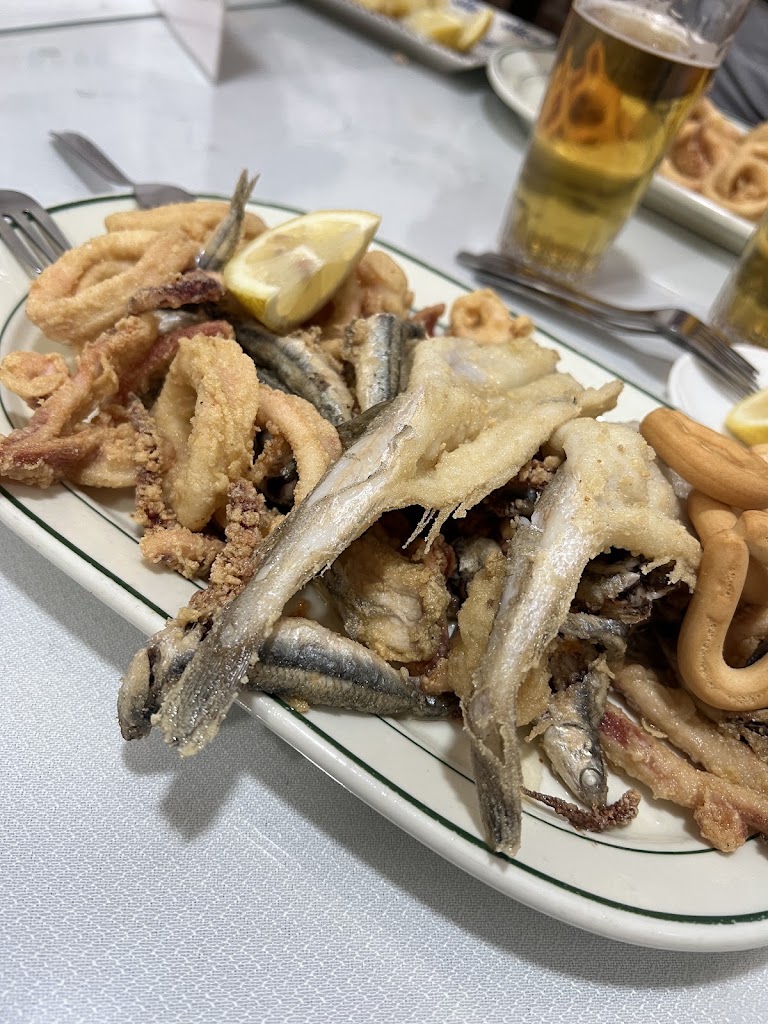 Bar Paseo — Comida y bebida