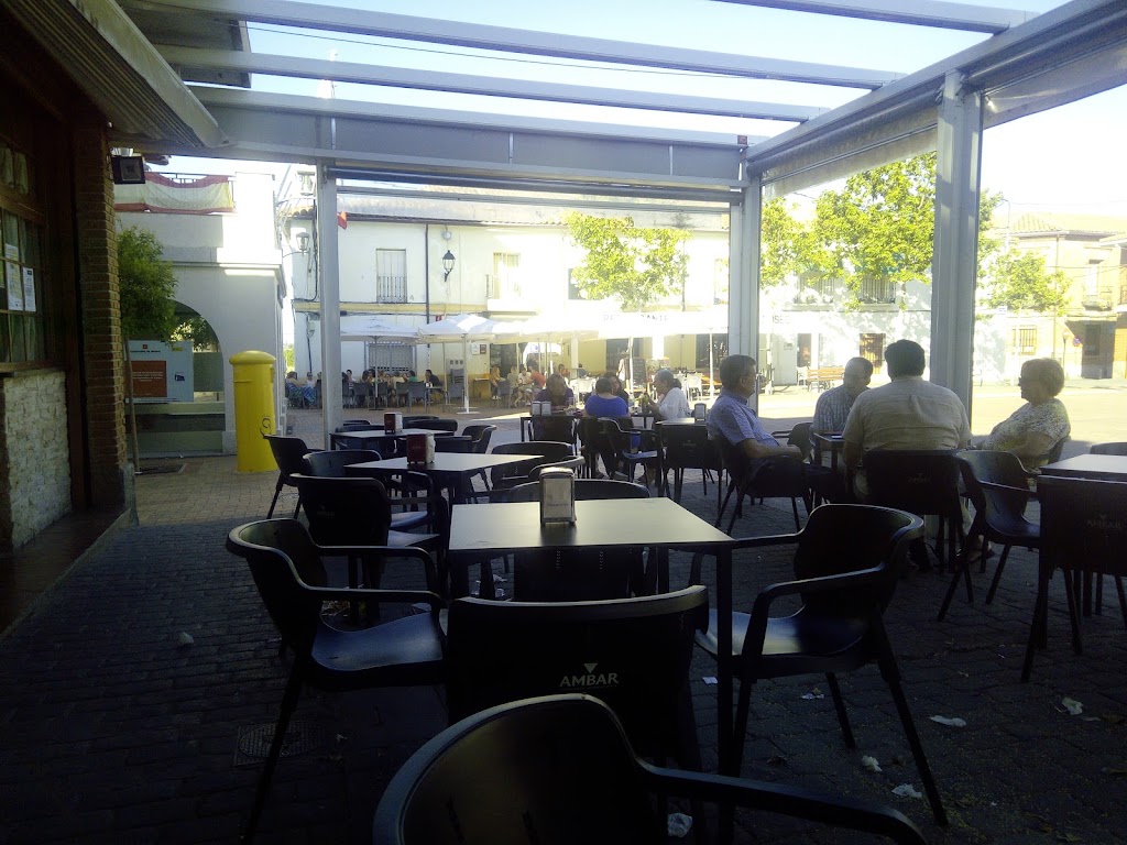Restaurante Las Tres Torres — Ambiente