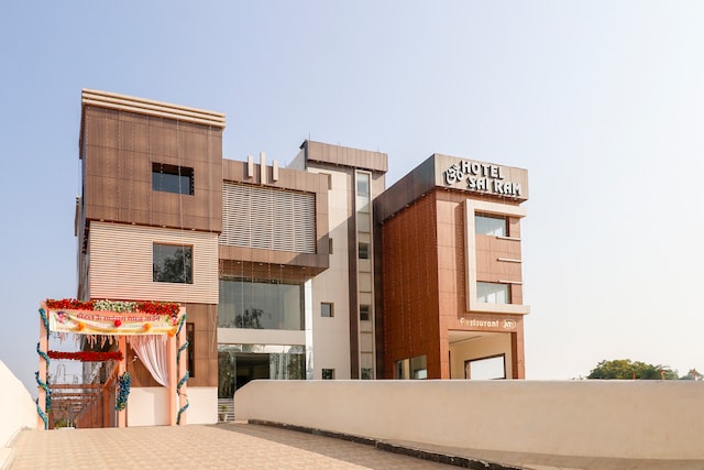 Capital O 63158 Hotel Om Sai Ram