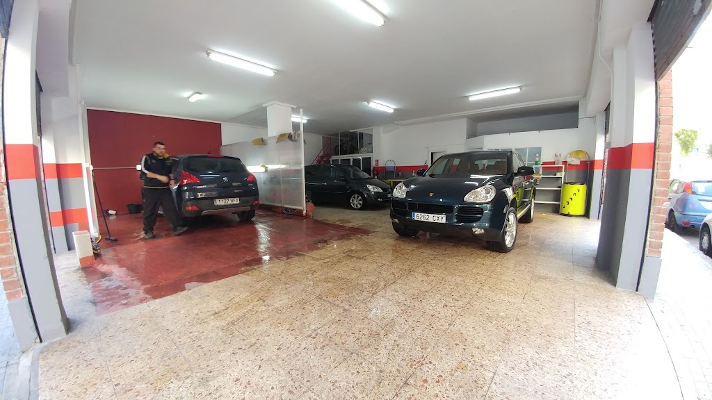Lavadero de coches y motos en Elche | Autolim — Del propietario