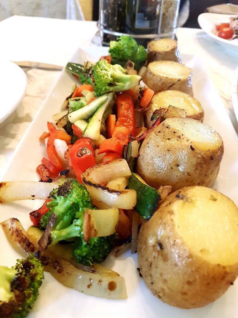 Meson Rio Seco — Comida y bebida