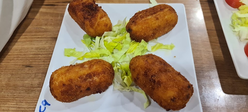 Cafeteria Moven Pick — Comida y bebida