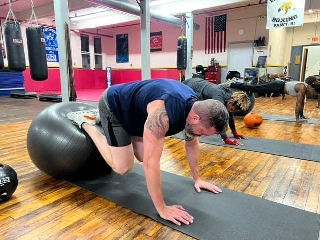  Killer Bee's Boxing & Fight Sports