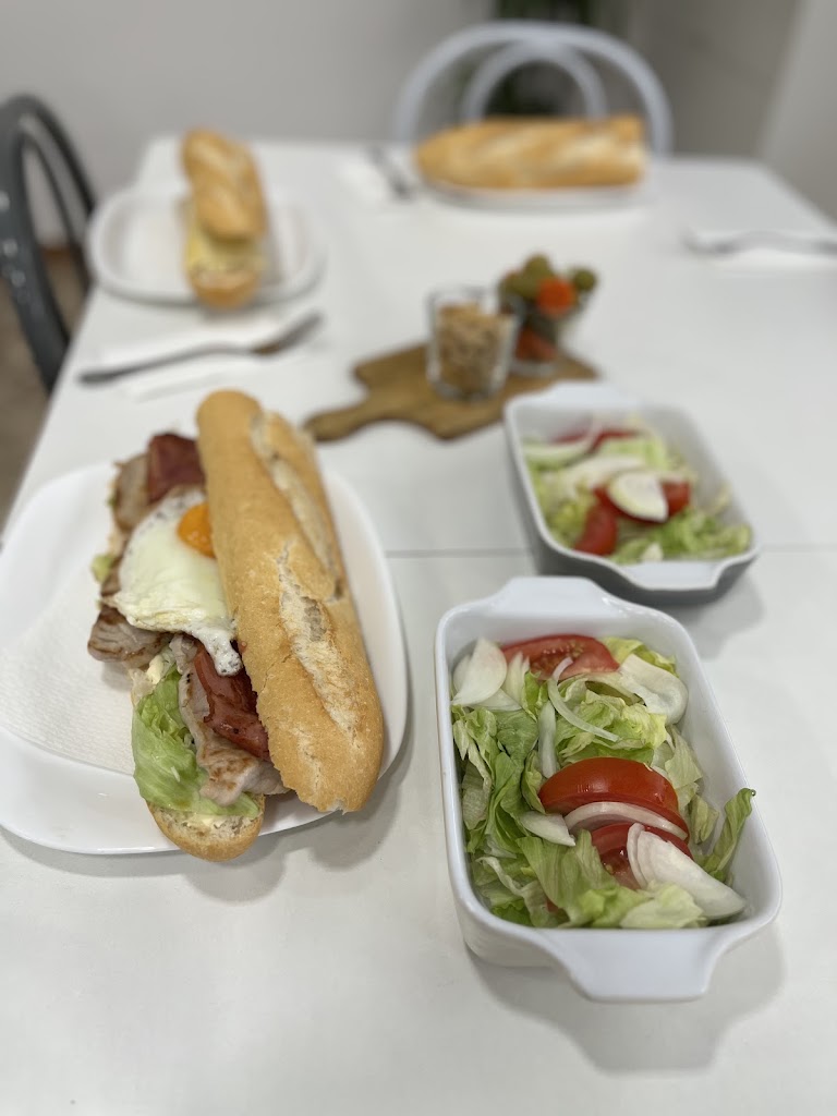 El Monte — Comida y bebida