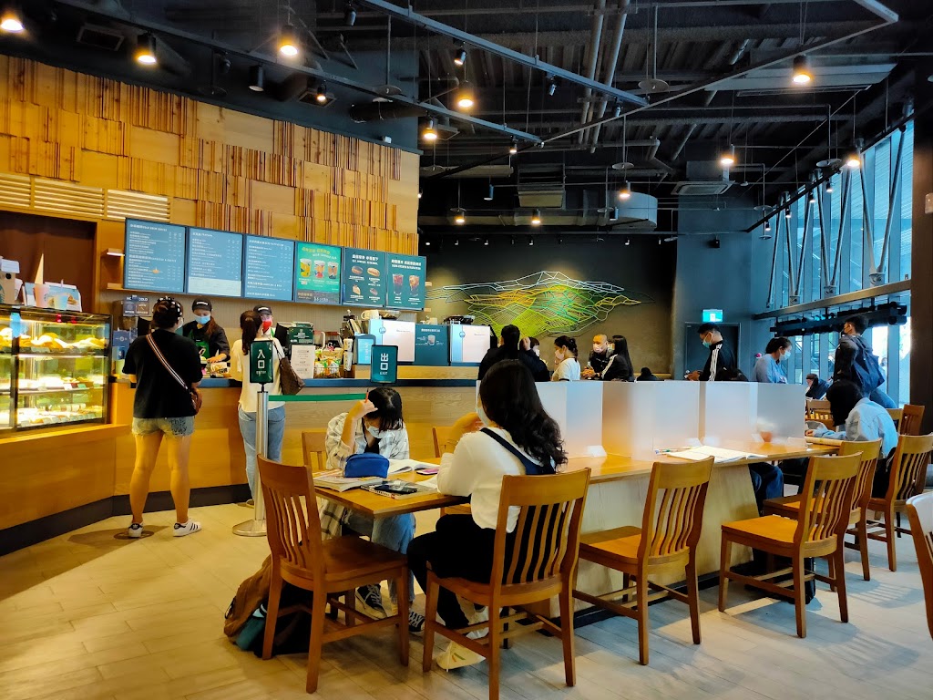 STARBUCKS 星巴克 (八德介壽門市) 的照片