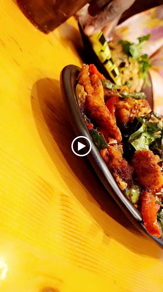 D E Thai Kitchen