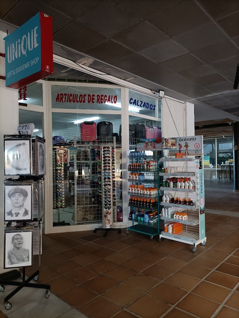 UNIQUE Gift & Souvenir Shop