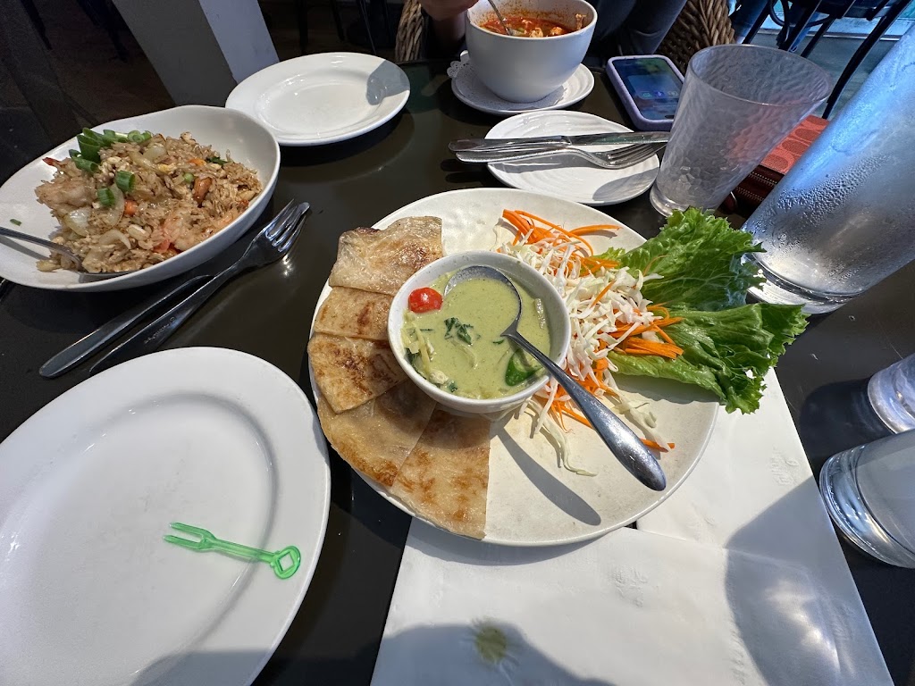 Sisters Thai
