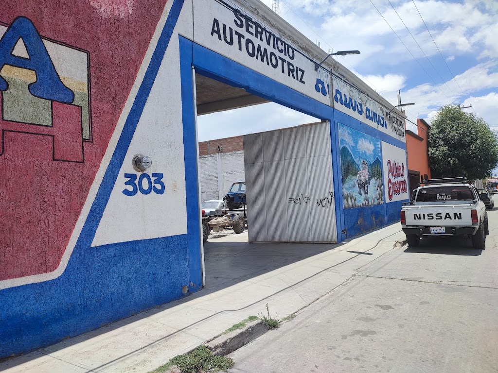 Taller Avalos — Exterior