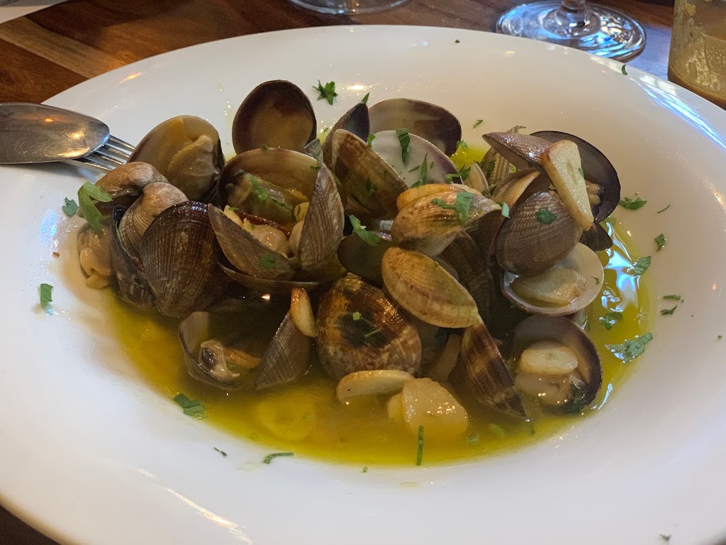 Restaurante Los Faroles Motril — Almejas al vapor