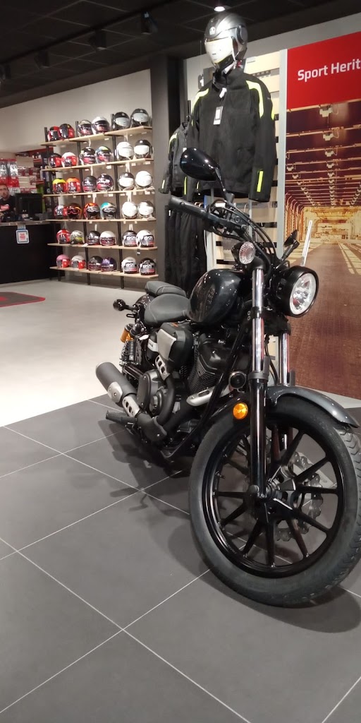 Yamaha Benidorm VFerrer — Interior