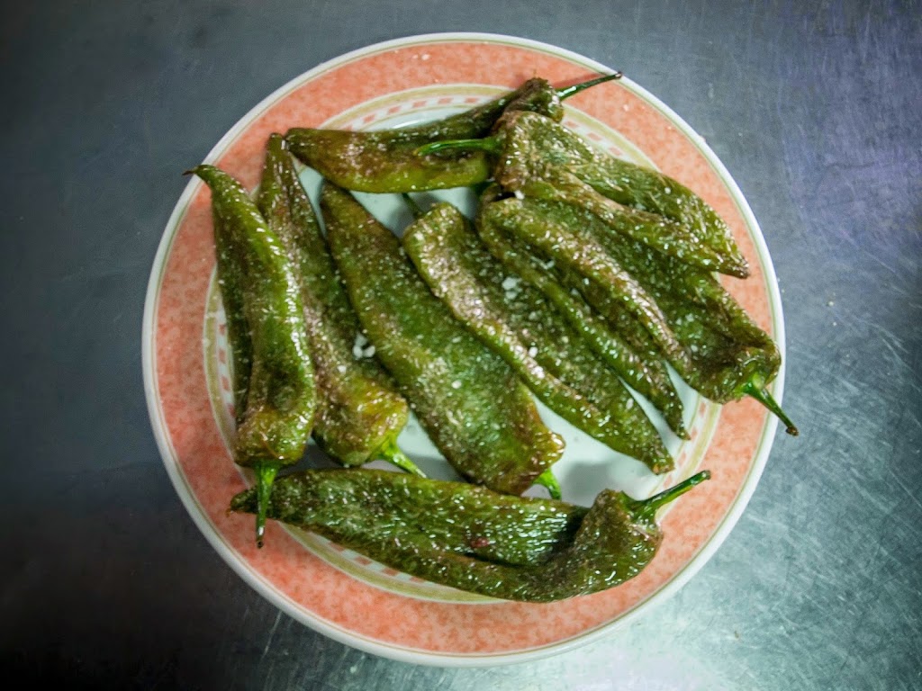 La Parrala — Comida y bebida