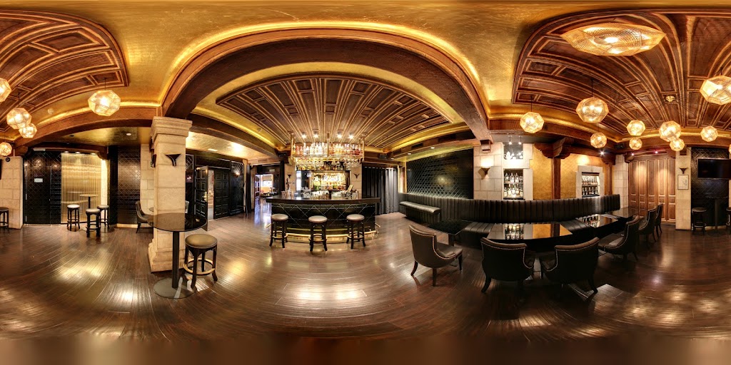 The Black Bar — Ambiente