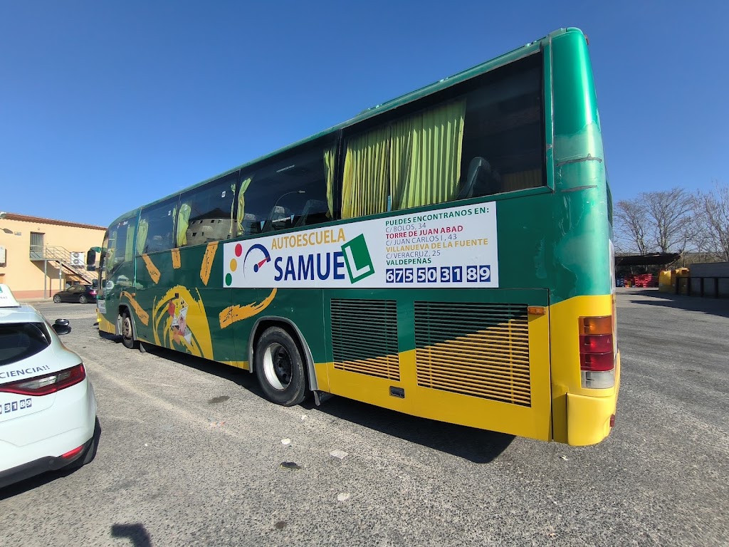 Autoescuela samuel valdepenas — Del propietario