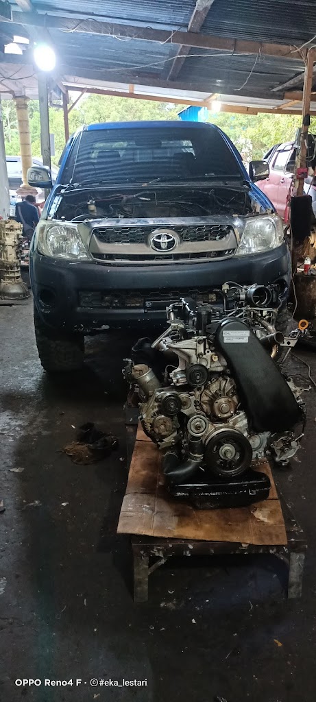 Bengkel mobil hilux Mecca