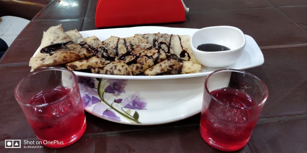 Mama Fast Food Cafe