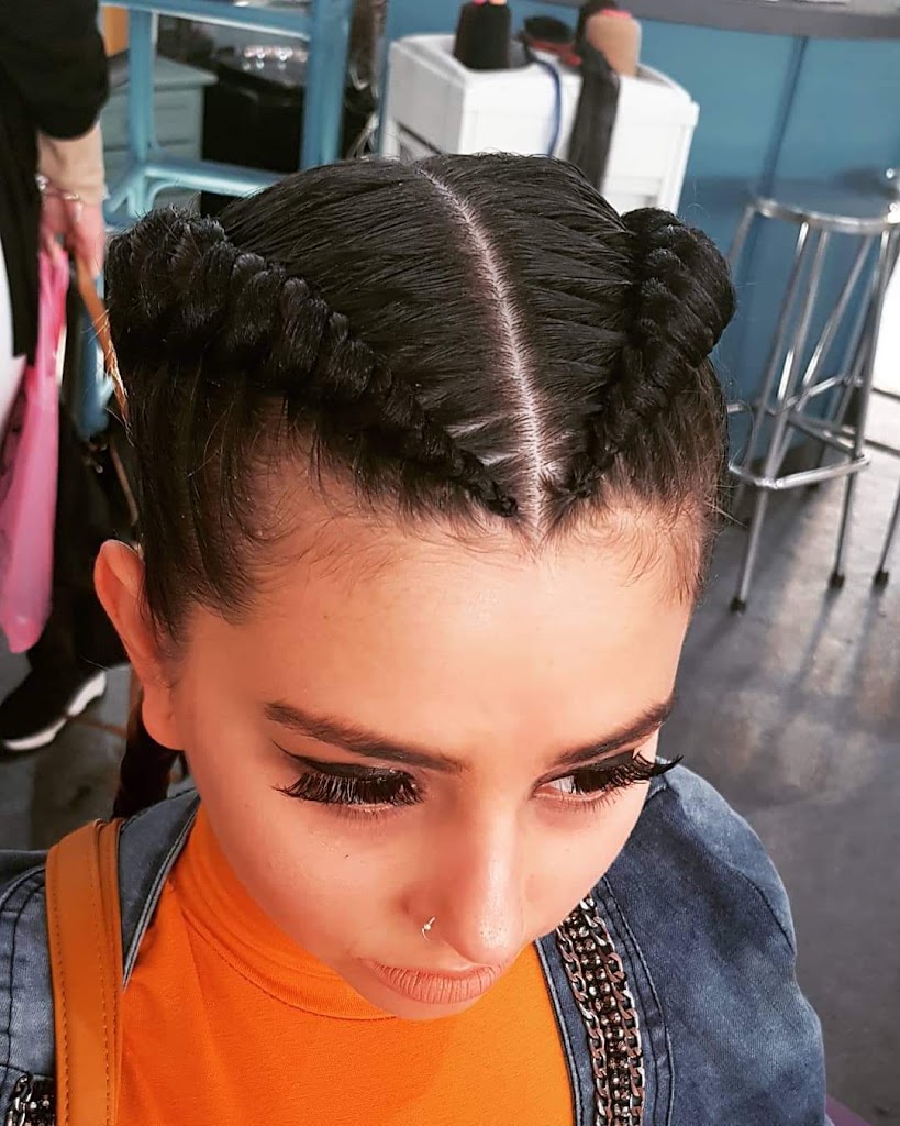 Hair Stylist Cosmopolitan — Del propietario