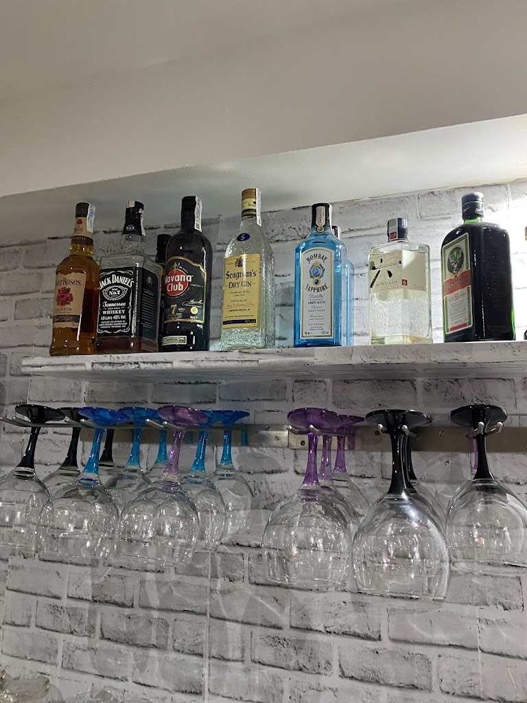 LA CUCARACHA Bar Musical — Ambiente