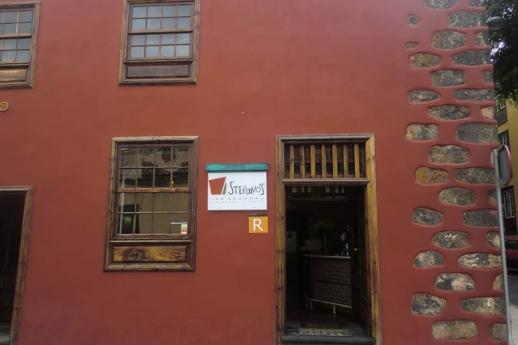 Stefano's La Laguna