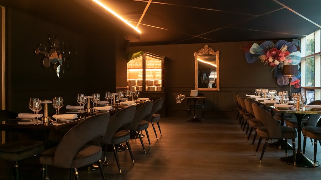 Miro Restaurant — Ambiente
