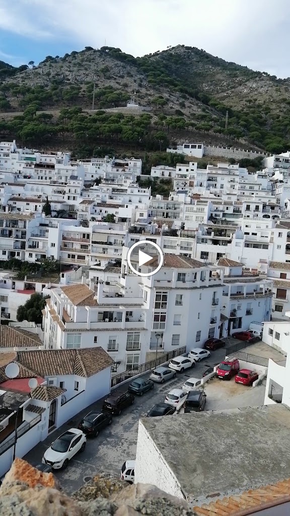 Paseo de la Muralla — Montana