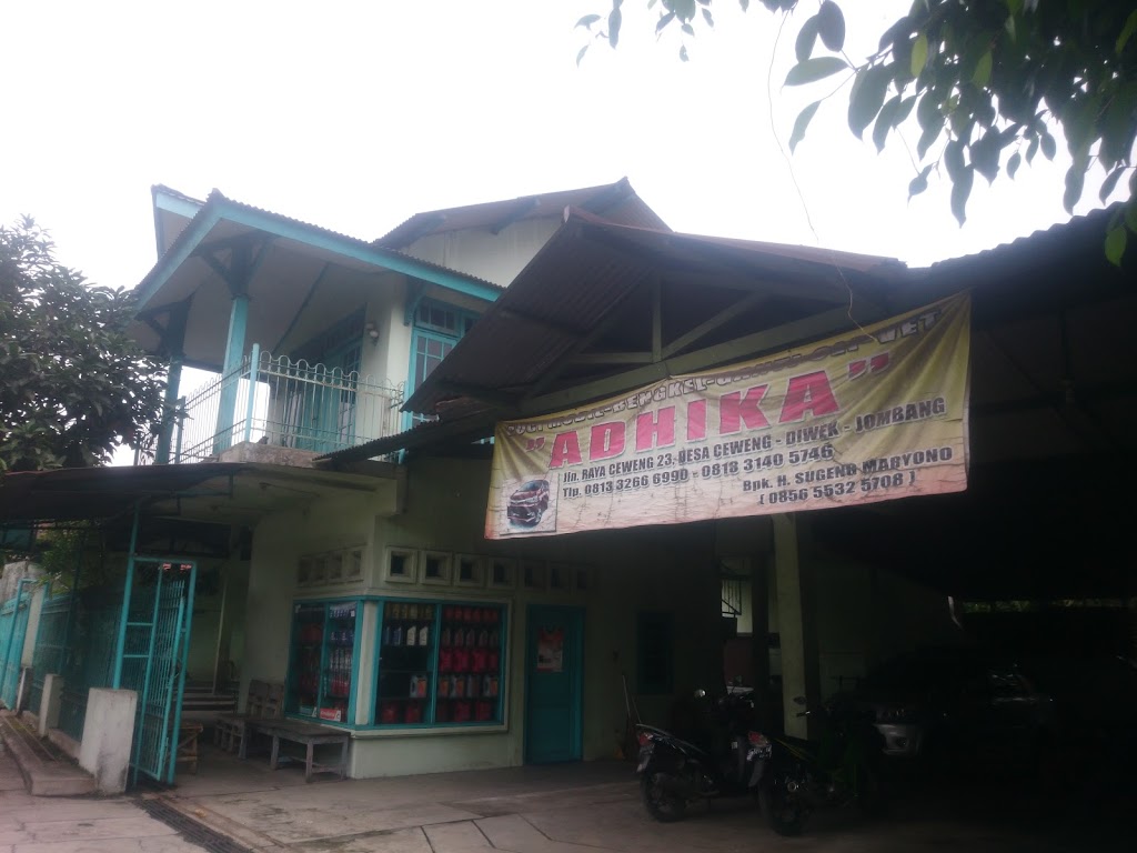 Bengkel mobil adhika motor
