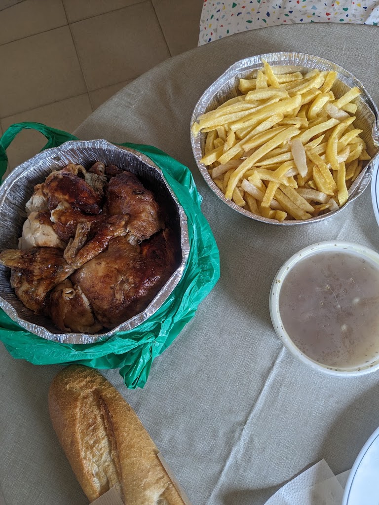 Polleria - Asador Vicente — Comida y bebida