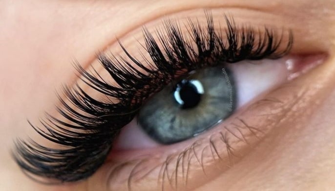 Lashes Mon Amour