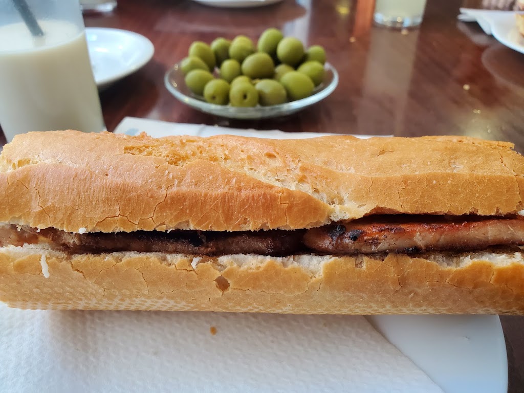 Cafeteria Jorsan — Comida y bebida