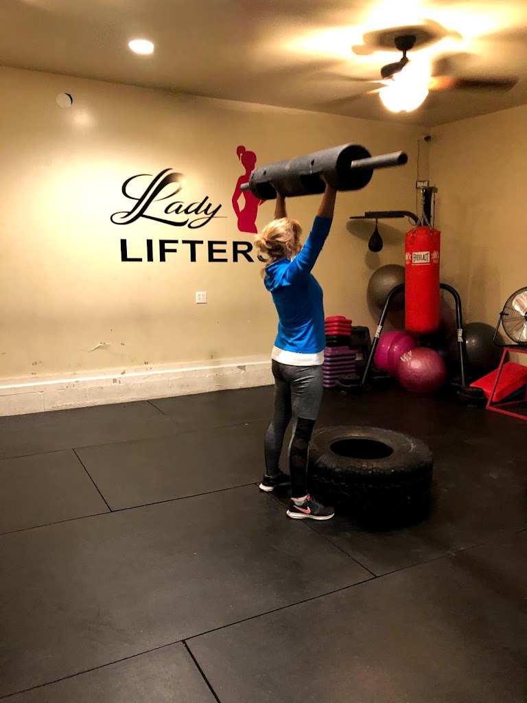  Lady Lifters