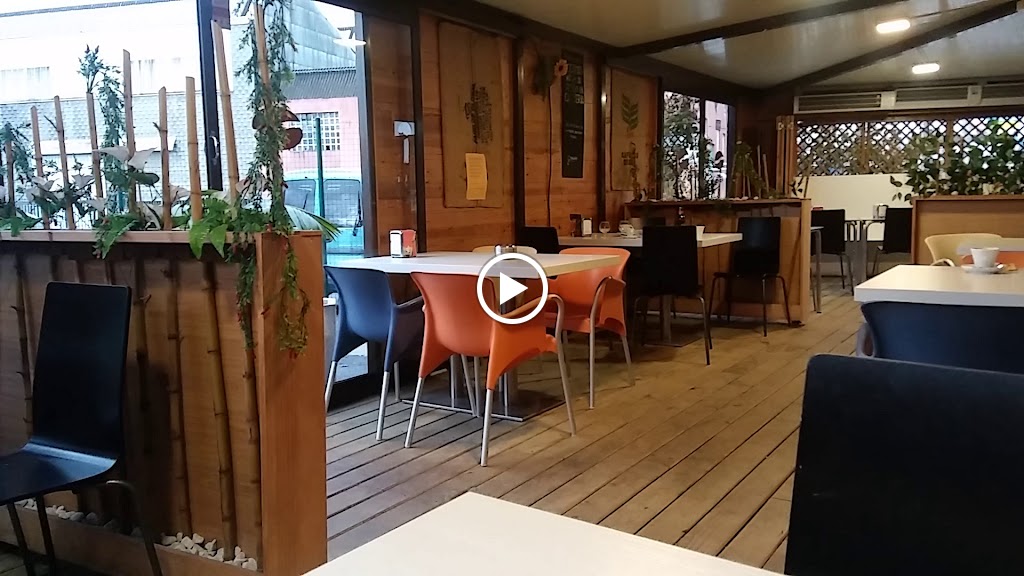 Casa Juanito Naron — Videos