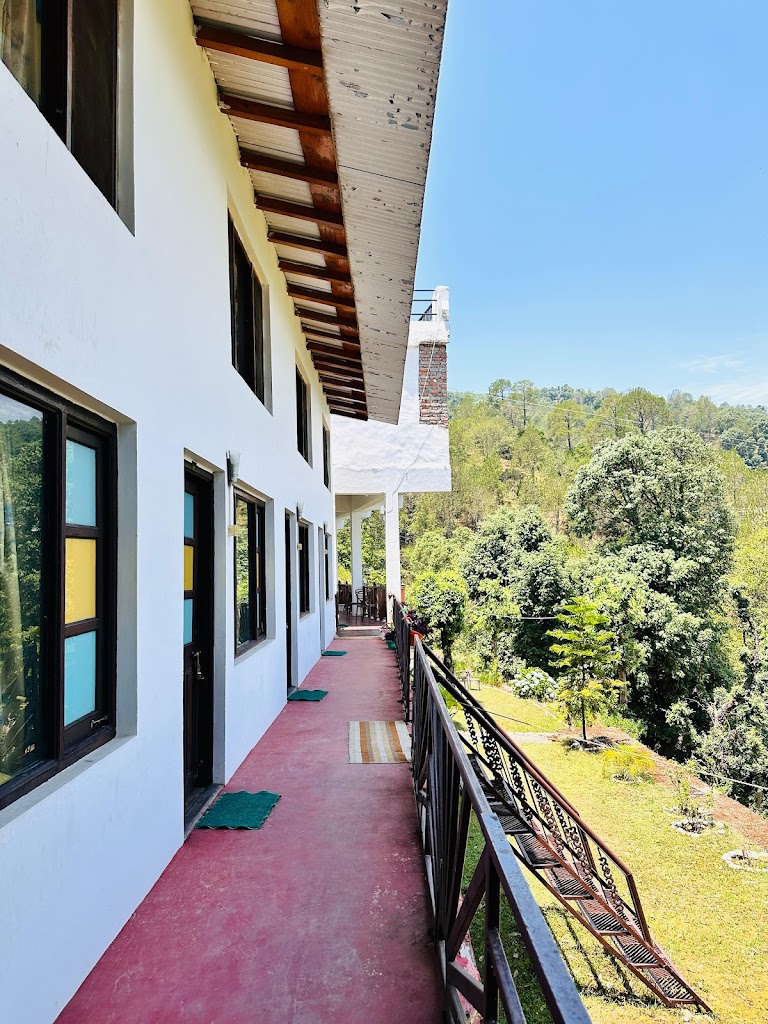 The Rudransh Inn Kausani