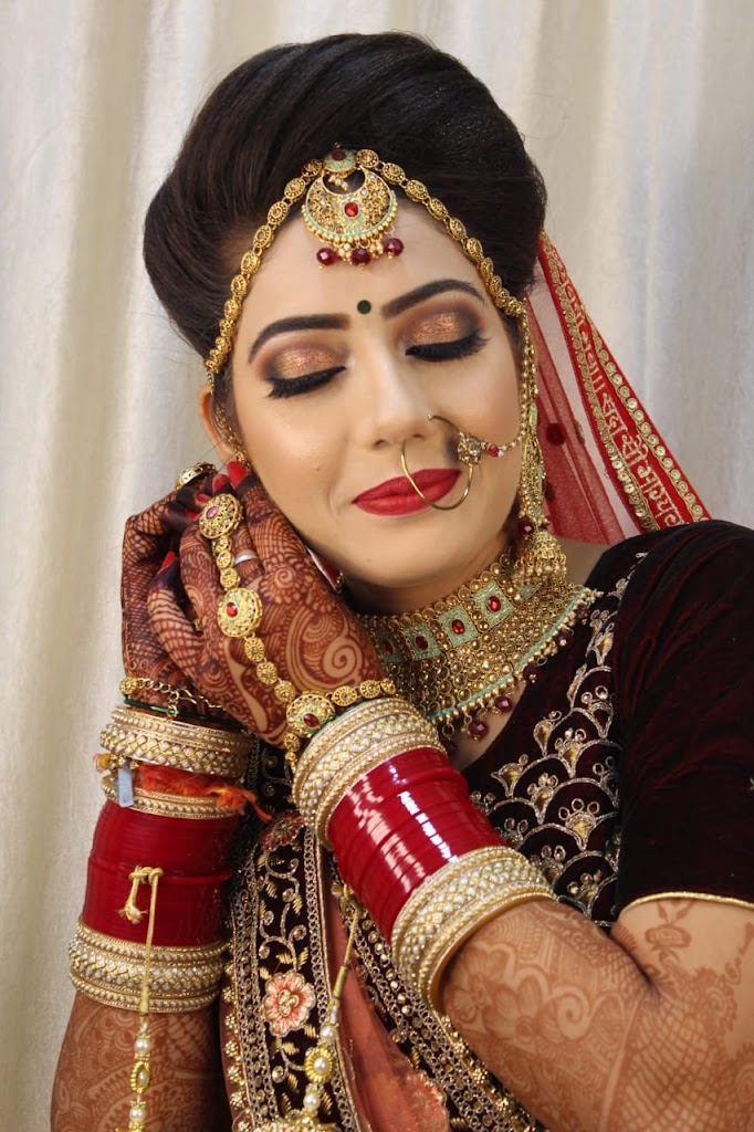 Best Beauty Parlour In Bhopal Makeup Artist In Bhopal Beauty Salon In Bhopal