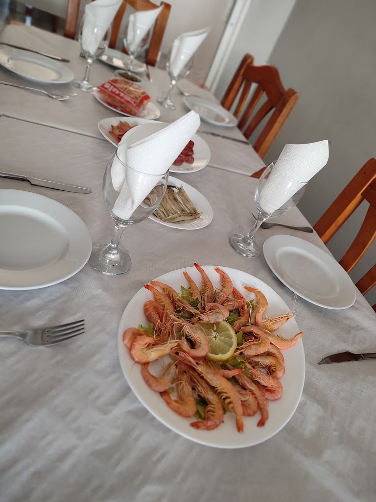 BAR Rincon De Juan — Comida y bebida