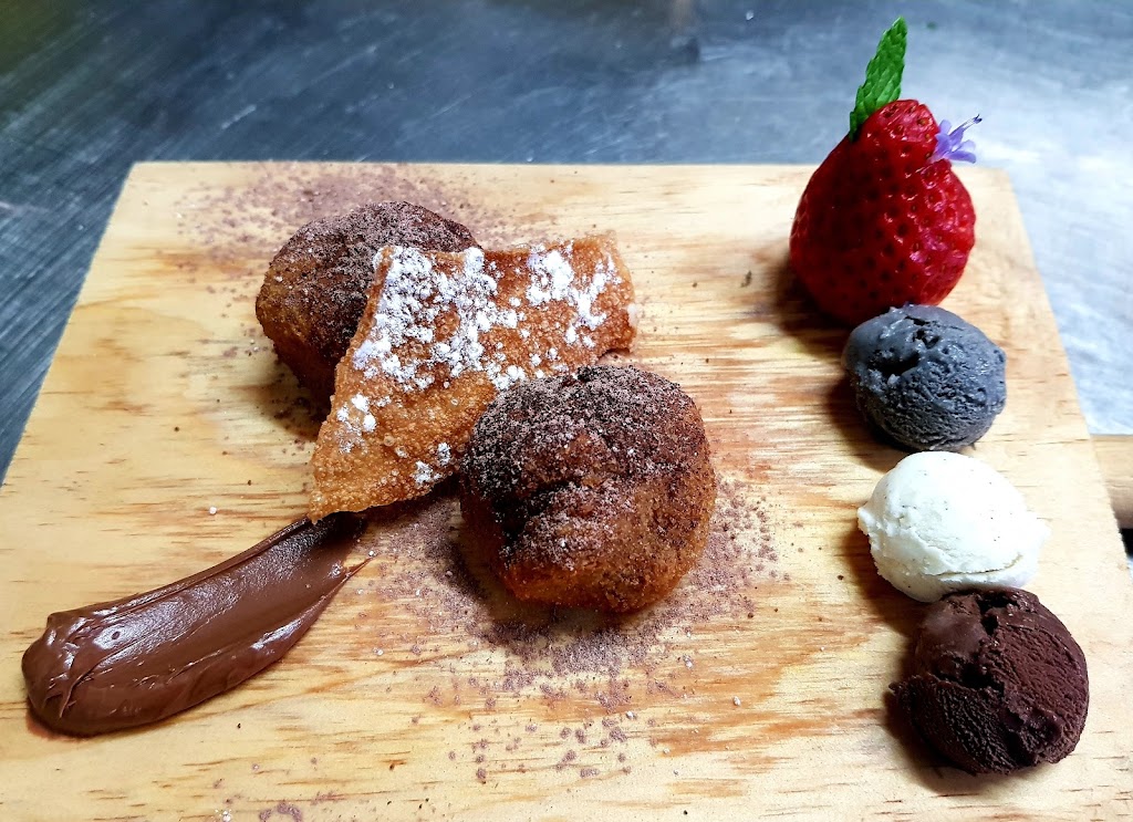 Restaurante Rincon de iruna — Comida y bebida