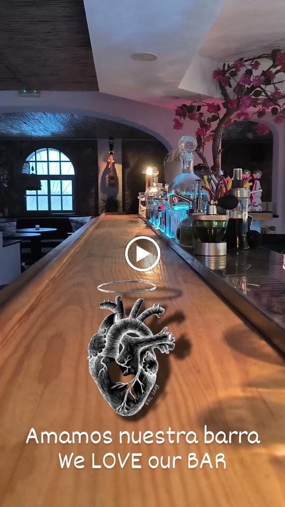 La Santa Cocktail Bar & Shows